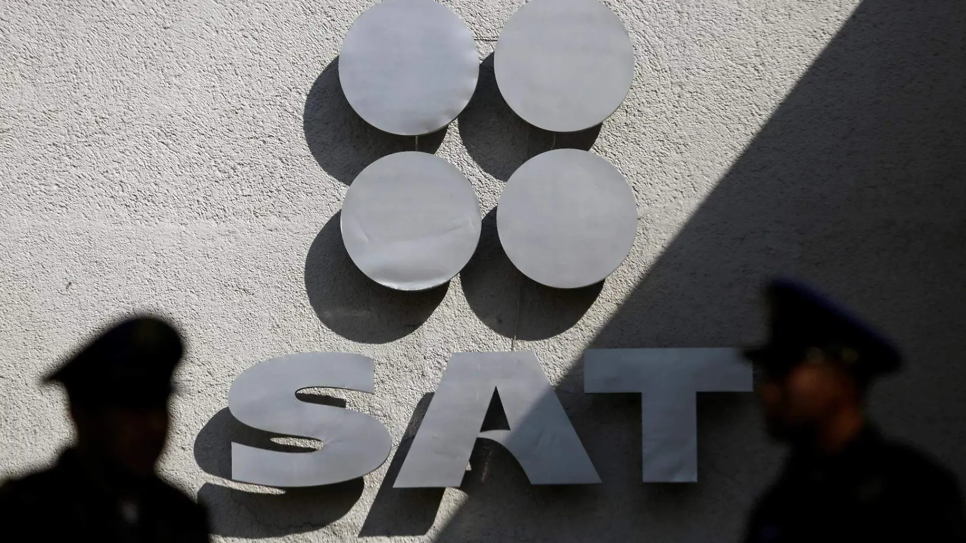 Evítate una multa del SAT por no realizar el cambio de domicilio